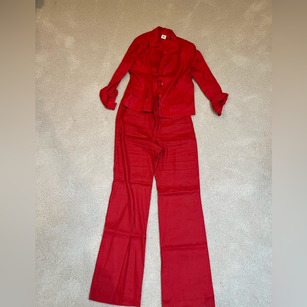 EUC Cabi linen suit set. Jacket is L and pants are 12